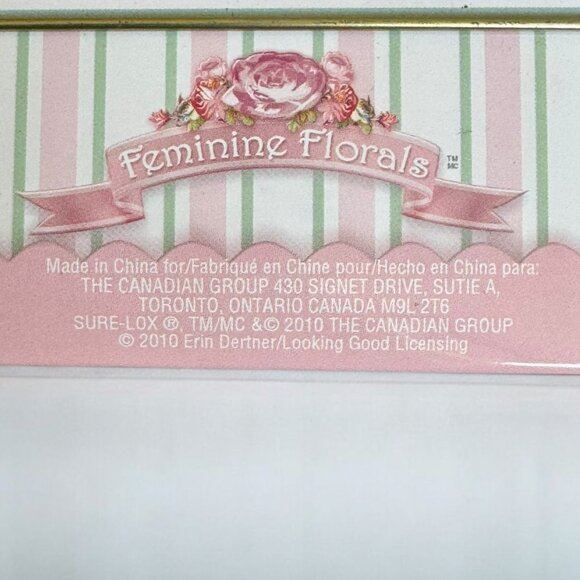 Feminine Florals 1000-Piece Jigsaw Puzzle In Decorative Tin - Picture 6 of 7